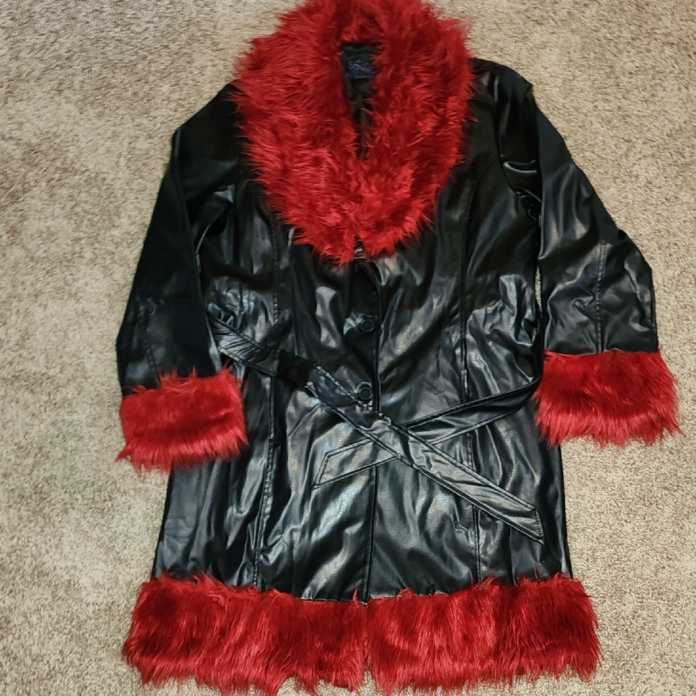 Elegant Black Leather Jacket with Red Fur Trim